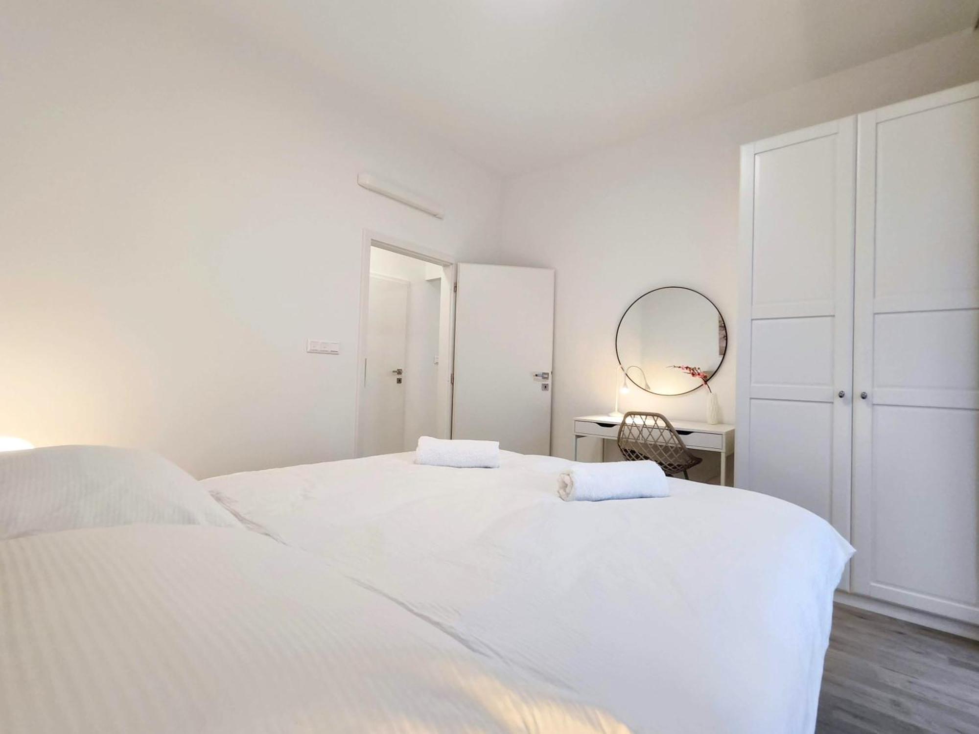 Апартаменти Wings - Brand New - Presidential Garden - Free Parking Братислава Екстер'єр фото